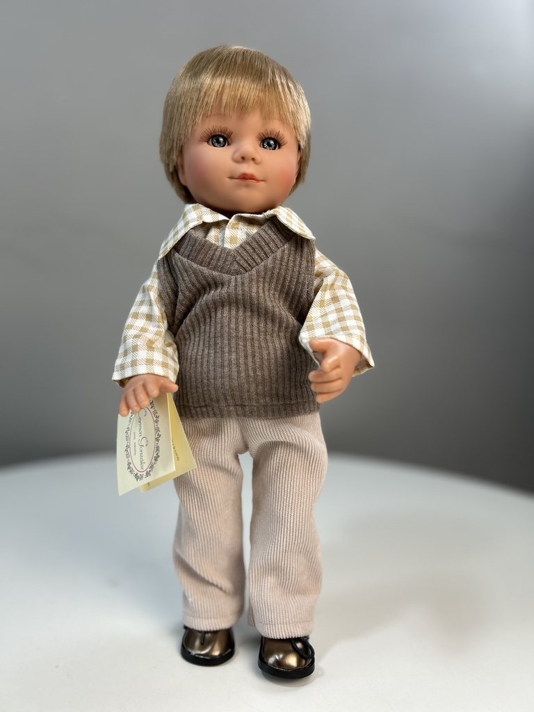 Кукла Марио, блондин, в вельветовых брюках, безрукавке, 34 см, арт. 22309K162