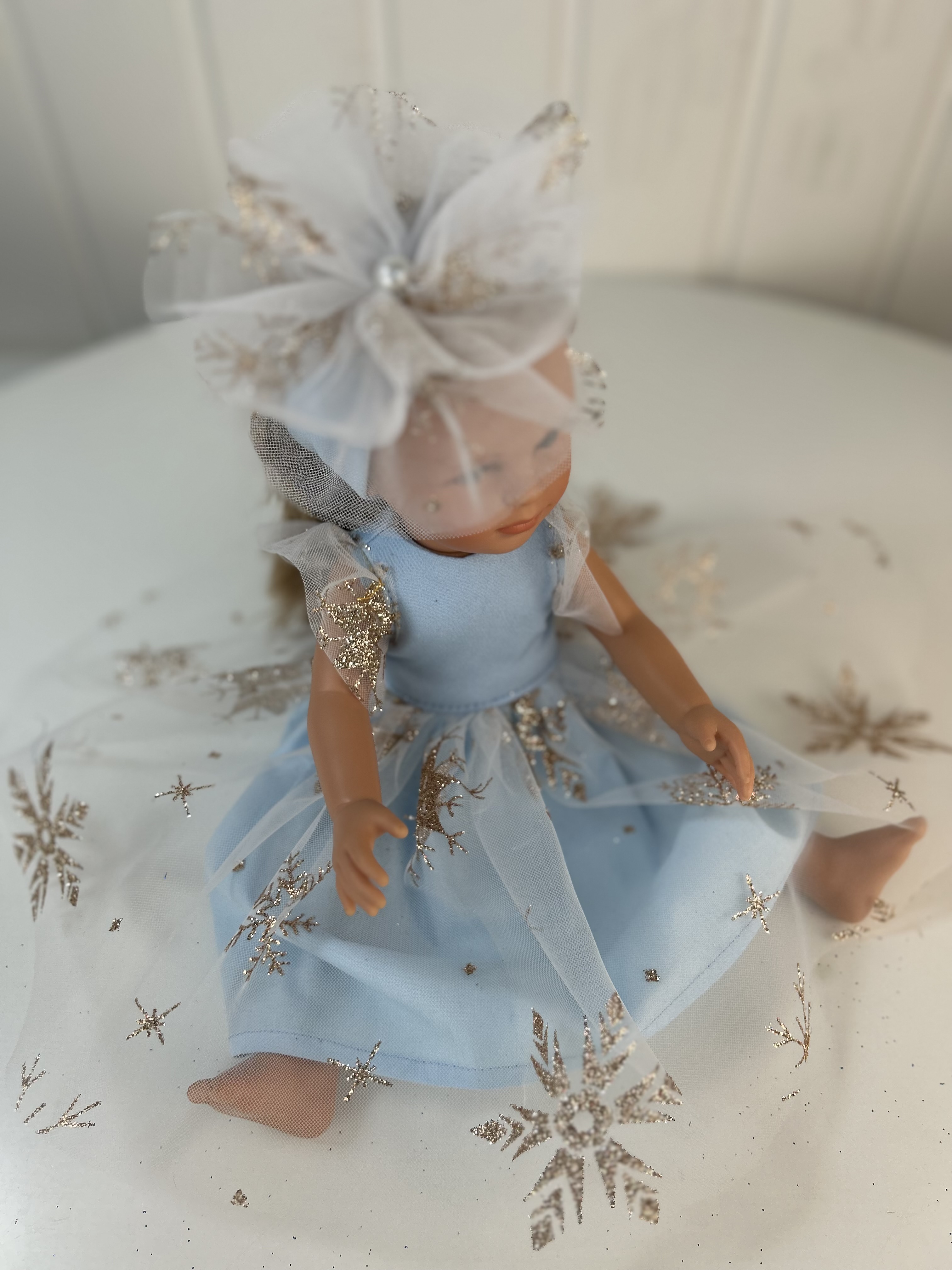 Куклы Паола Рейна разных годов выпуска в платьях принцессы