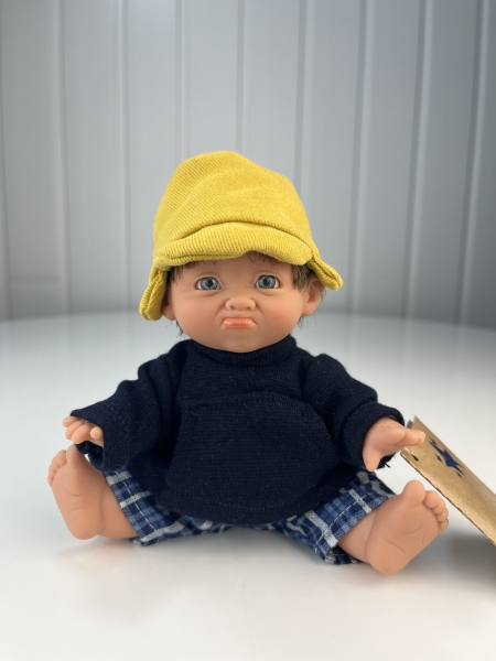 картинка испанские Кукла Джестито "Инфант", 18 см, в брюках в клетку, недовольный арт. 10000U-10 интернет-магазин TuKiTu.ru