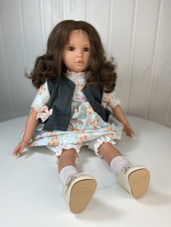 картинка Коллекционная кукла "Натали", 60 см , арт. 6036(брюнетка) интернет-магазин TuKiTu.ru