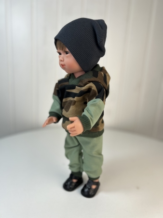 картинка Кукла Марко, в военном стиле , 34 см, арт. 22309K56 интернет-магазин TuKiTu.ru