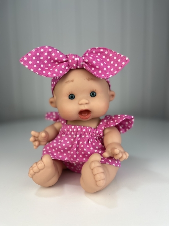 картинка Одежда для кукол - Хлопковый комплект: Топ с крылышками, шорты и бант, для кукол и пупсов 26-30 см, арт. 5 интернет-магазин TuKiTu.ru