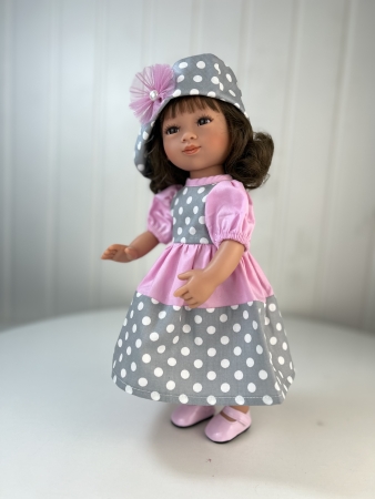 картинка Кукла Селия, брюнетка, 34 см, арт. 22319K81 интернет-магазин TuKiTu.ru