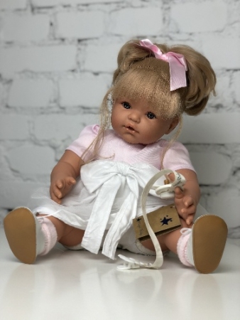 картинка Кукла Сьюзи (озвученная), в платье, 47 см , арт.47017 интернет-магазин TuKiTu.ru