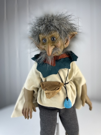 картинка Кукла "Эльф Goblin", 38 см, арт. 40058 интернет-магазин TuKiTu.ru