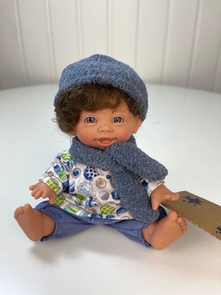 картинка испанские Кукла Джестито "Инфант", 18 см, в синей шапке, смеется , арт. 10000U-9 интернет-магазин TuKiTu.ru