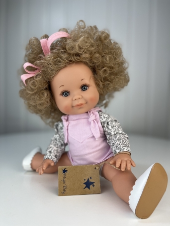 картинка Кукла Бетти кудрявая, 30 см , арт. 31121 интернет-магазин TuKiTu.ru