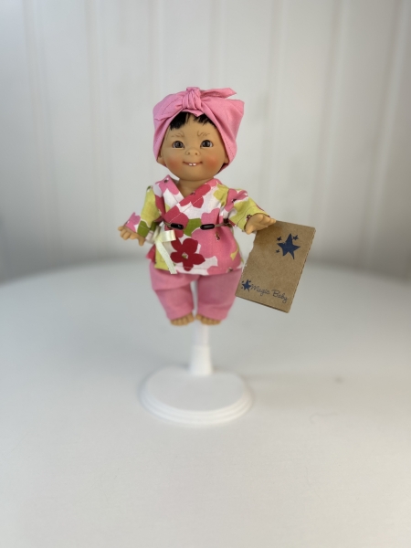 картинка испанские Кукла Джестито "Инфант", 18 см, в кимоно с розовыми штанишками, арт. 10000U- 3 интернет-магазин TuKiTu.ru