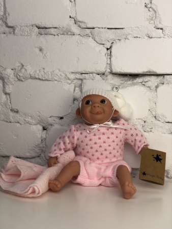 картинка испанские Пупс Каритас, 23 см, в розовом, с высунутым язычком, арт. 300U интернет-магазин TuKiTu.ru