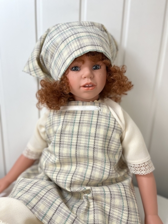 картинка Коллекционная кукла "Кандела", 70 см, арт. 5212( рыжая) интернет-магазин TuKiTu.ru