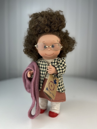 картинка Кукла "Ирис - Хорошие новости", 25 см, арт. 7301 интернет-магазин TuKiTu.ru