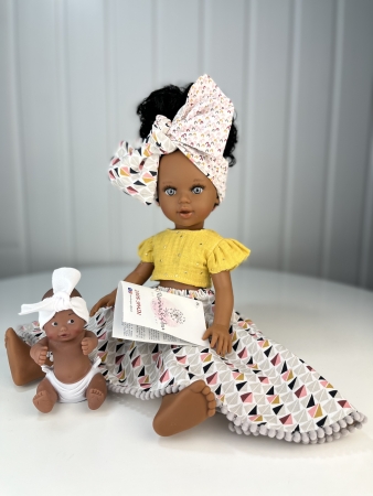 картинка Кукла "Марина" ( темнокожая с младенцем), 40 см, арт. 1562 интернет-магазин TuKiTu.ru