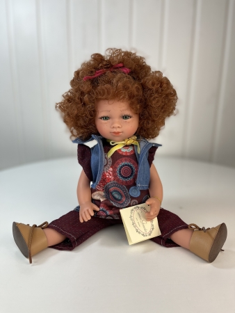 картинка Кукла "Селия", 34 см, арт. 22012N интернет-магазин TuKiTu.ru