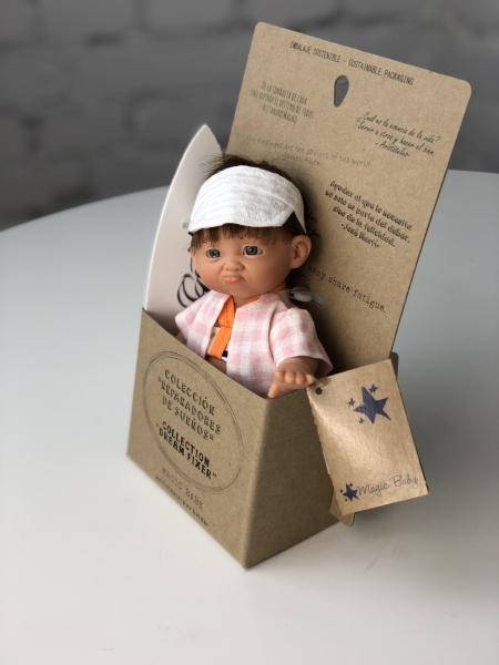 картинка испанские Пупс "Супер-девочка", в розовой юбке и белом козырьке, 18 см , арт.402 интернет-магазин TuKiTu.ru