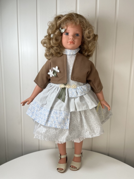 картинка Коллекционная кукла "Кэрол", 70 см, арт. 5031 интернет-магазин TuKiTu.ru