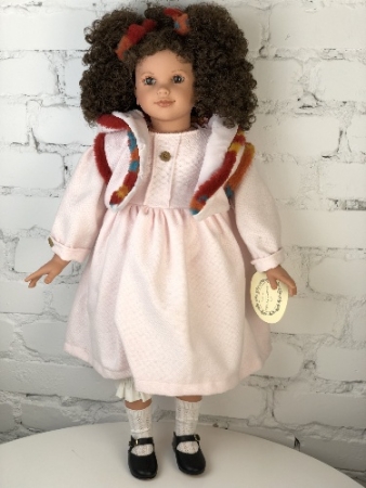 картинка Коллекционная кукла "Миранда", 70 см, арт. 5306 интернет-магазин TuKiTu.ru