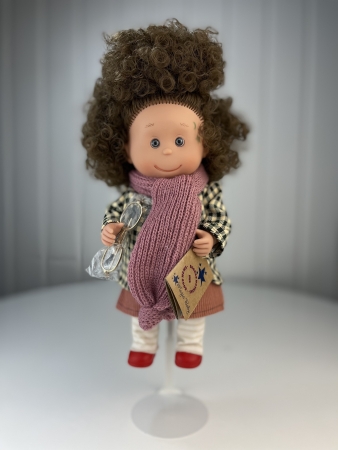 картинка Кукла "Ирис - Хорошие новости", 25 см, арт. 7301 интернет-магазин TuKiTu.ru