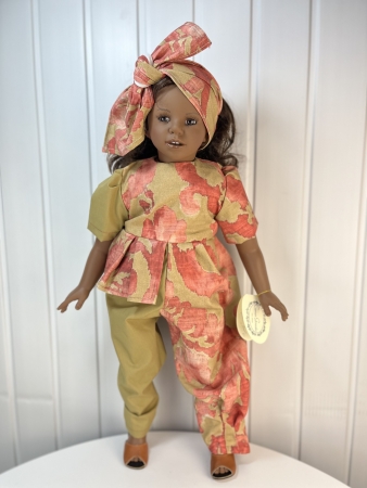 картинка Коллекционная кукла "Нэни", 72 см, арт. 7045 интернет-магазин TuKiTu.ru