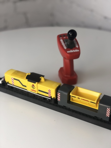 картинка Стартовый набор железной дороги "Marklin my World. Поезд для стройки", арт. 29341 интернет-магазин TuKiTu.ru