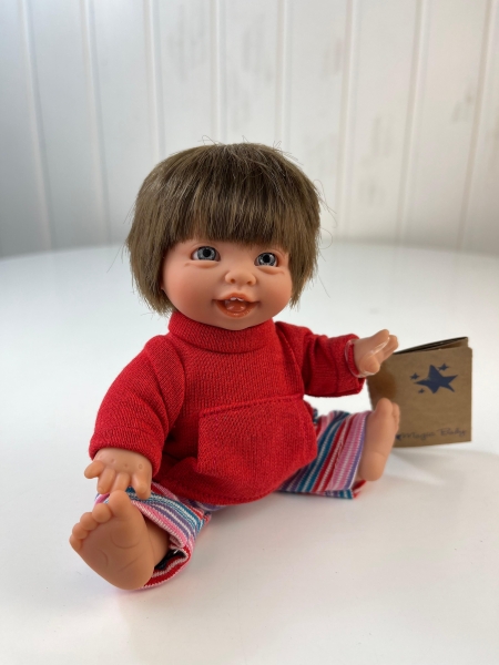 картинка испанские Кукла Джестито "Инфант", 18 см, в красной кофте, смеется, арт. 10000U-19 интернет-магазин TuKiTu.ru