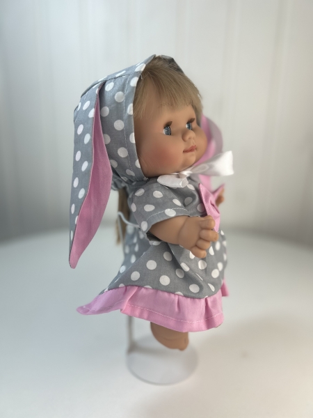 картинка Одежда для кукол - Наряд "Заюшка": платье в горошек и чепец с ушками , для  кукол 26-30 см, арт. 100 интернет-магазин TuKiTu.ru