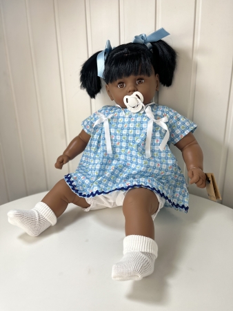 картинка Кукла-пупс Бобо, брюнетка с хвостиками, 65 см , арт. 5300C интернет-магазин TuKiTu.ru