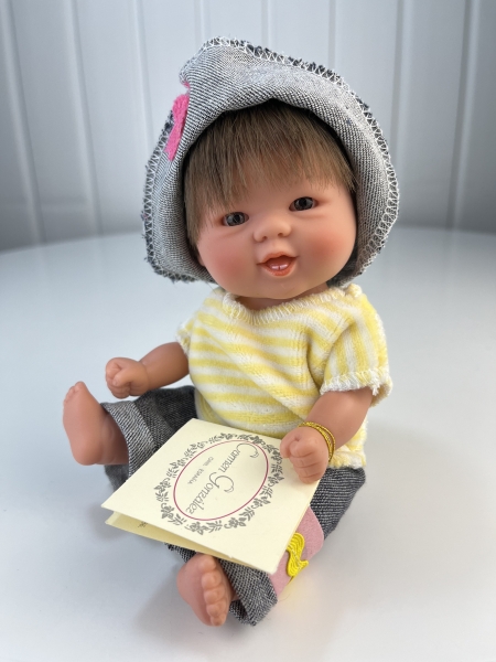 картинка испанские Кукла-пупс "Бебетин" с зубками , 21 см, арт. 12091(брюнетка) интернет-магазин TuKiTu.ru