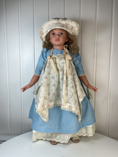 картинка Коллекционная кукла "Кэрол", 70 см, арт. 5024 интернет-магазин TuKiTu.ru