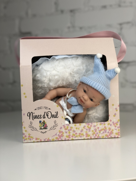 картинка испанские Пупс-мини "Новорожденный", в голубом, с подушкой (в коробке), 21 см , арт. 1042А интернет-магазин TuKiTu.ru